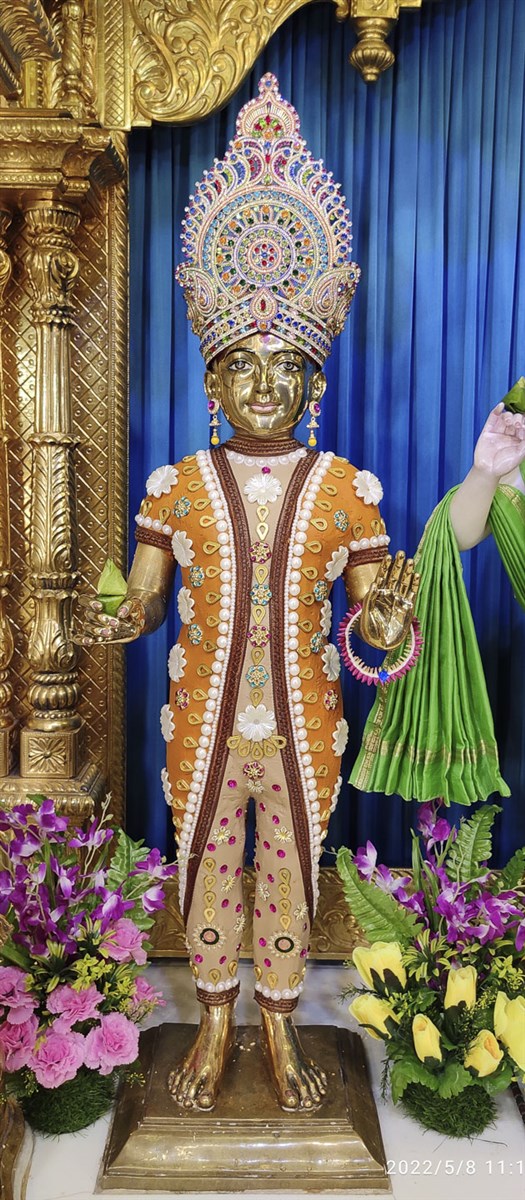 Chandan Adornments of Murtis 2022, Bhavnagar