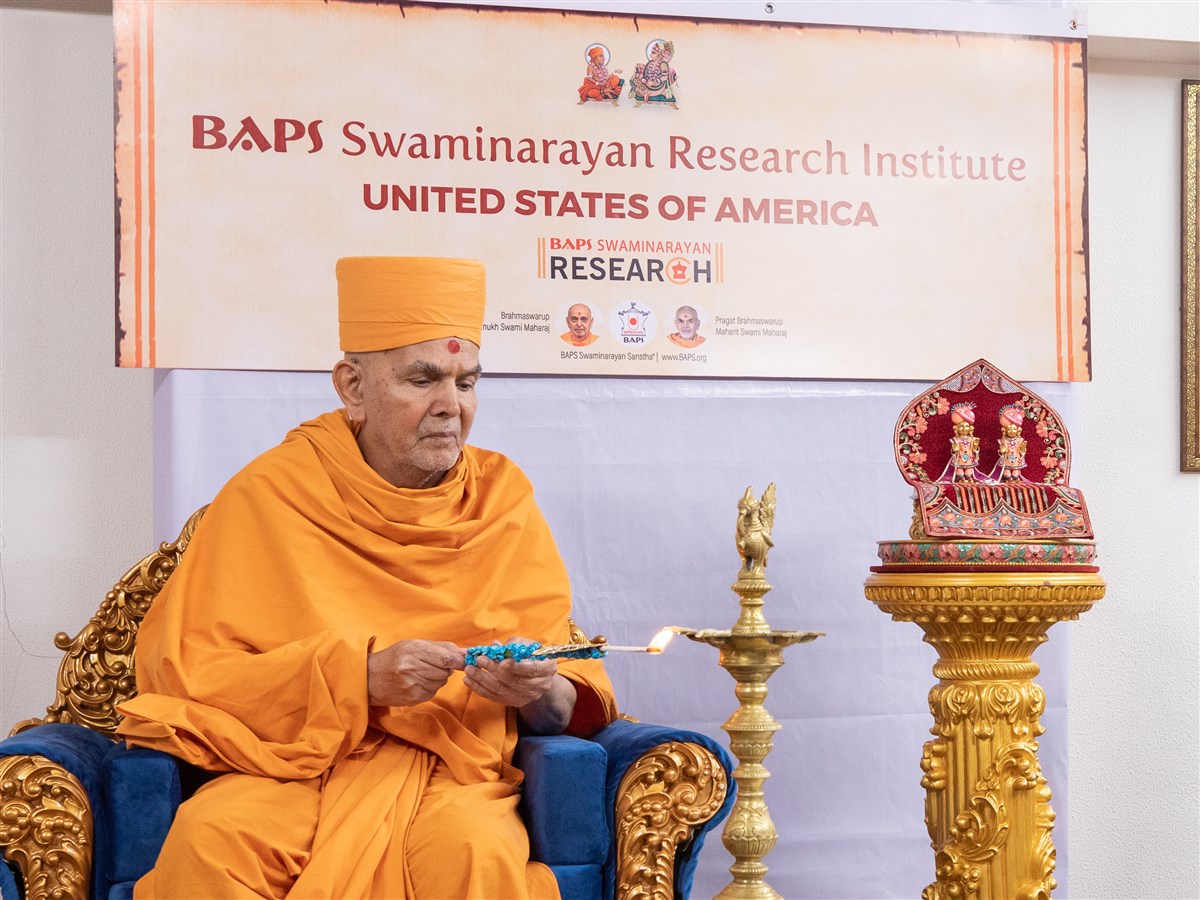 Satsang Diksha Homatmak Path Yagna & Inauguration by HH Mahant Swami Maharaj