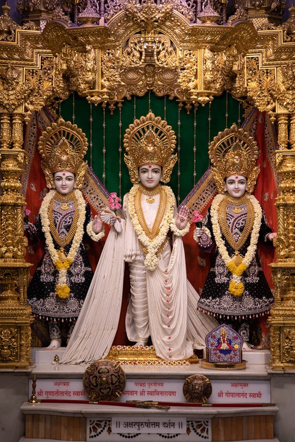 Bhagwan Swaminarayan, Aksharbrahma Gunatitanand Swami and Shri Gopalanand Swami
