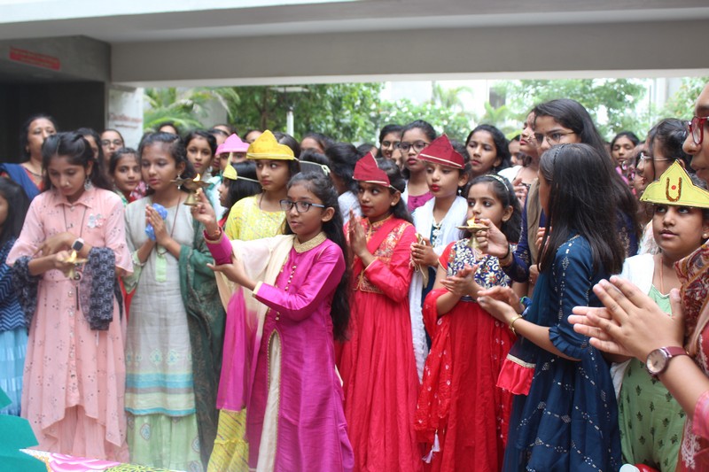Arti performed by the students