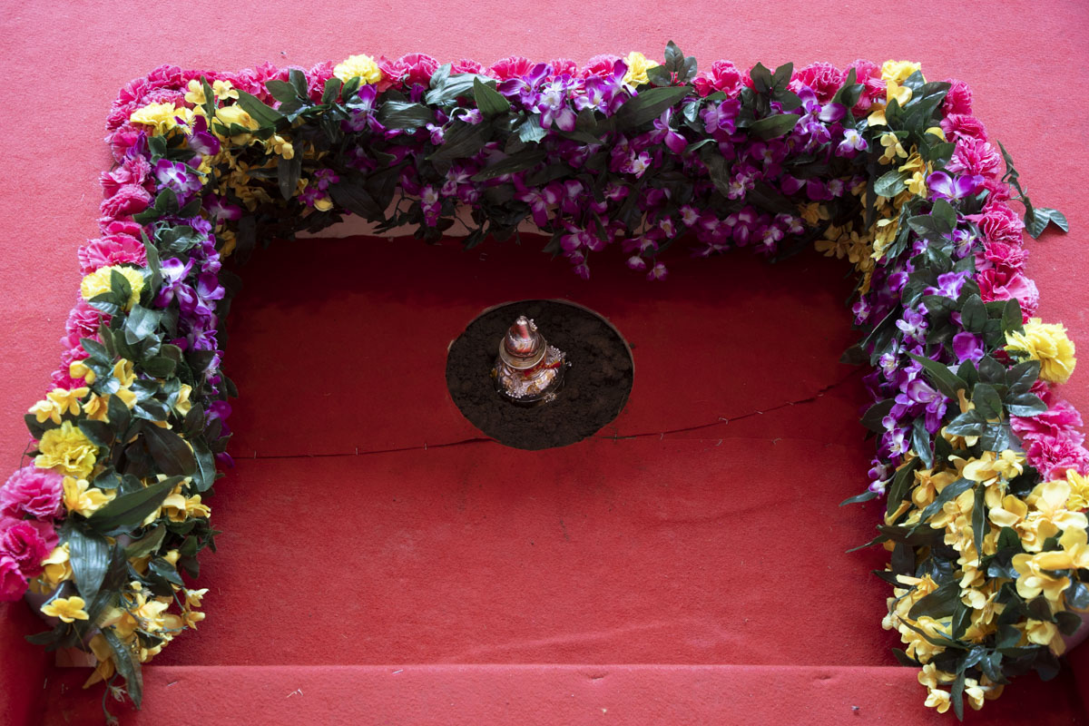 The kalash in the pit