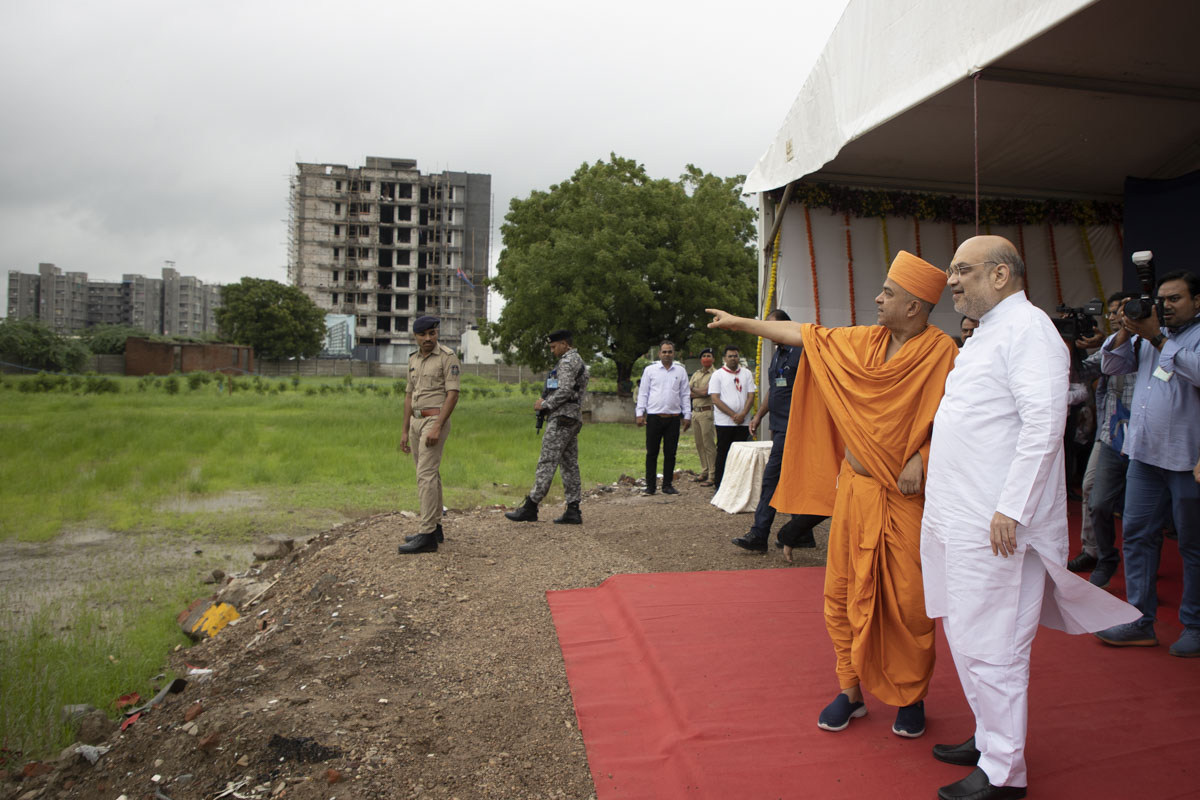 Shri Amitbhai Shah observes the Shatabdi Mahotsav ground