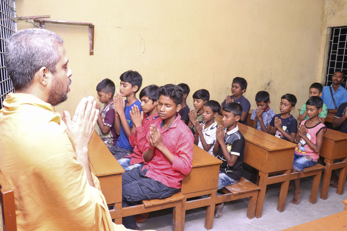 Special Pramukh Swami Maharaj Shatabdi Assemblies, Bhasa 14 West