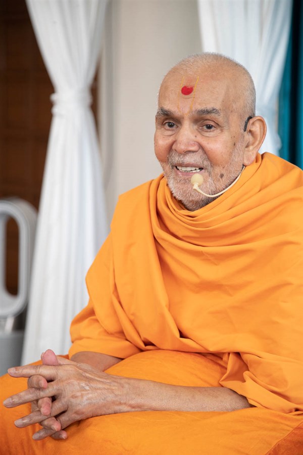 Swamishri during the conversation 
