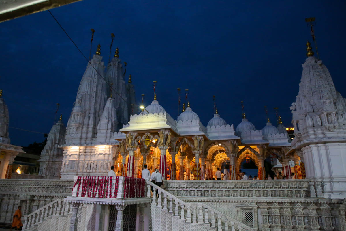 BAPS Shri Swaminarayan Mandir, Ahmedabad
