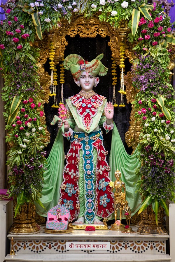 Shri Ghanshyam Maharaj, BAPS Shri Swaminarayan Mandir, Ahmedabad 