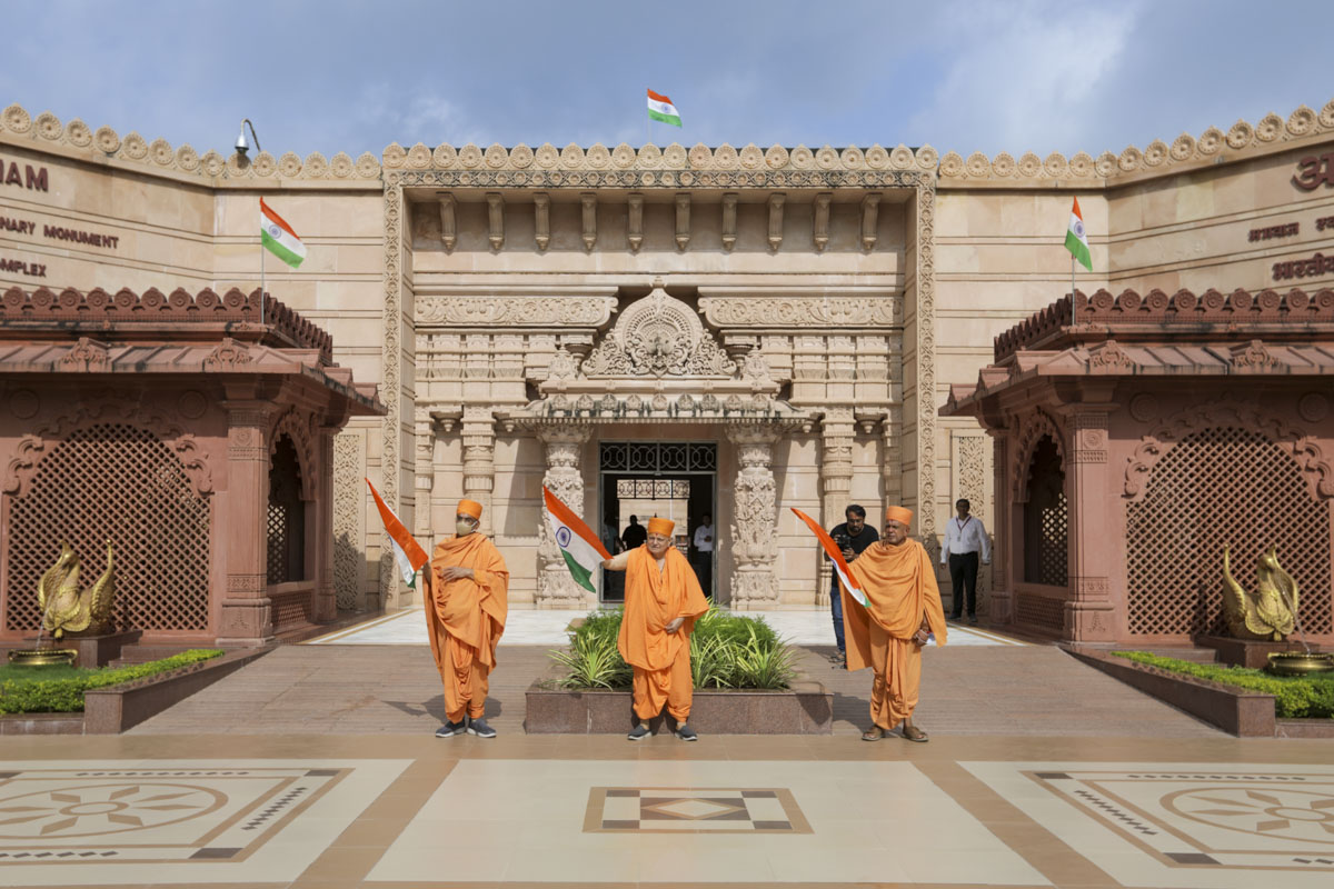 Swaminarayan Akshardham Celebrates India's Azadi ka Amrit Mahotsav, Gandhinagar