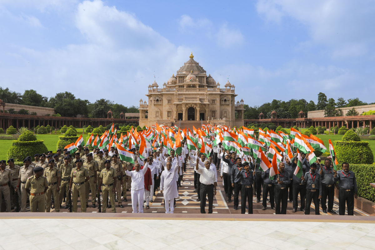 Swaminarayan Akshardham Celebrates India's Azadi ka Amrit Mahotsav, Gandhinagar