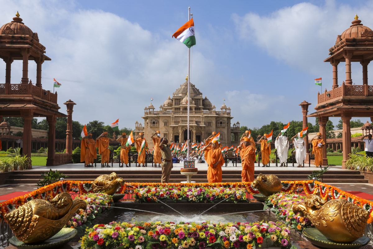 Swaminarayan Akshardham Celebrates India's Azadi ka Amrit Mahotsav, Gandhinagar