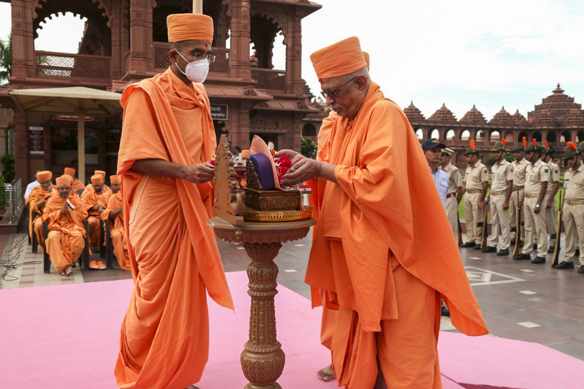 Swaminarayan Akshardham Celebrates India's Azadi ka Amrit Mahotsav