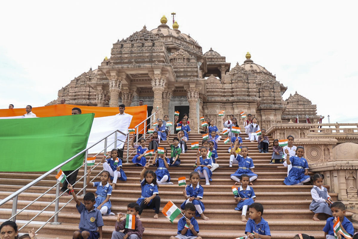 Swaminarayan Akshardham Celebrates India's Azadi ka Amrit Mahotsav