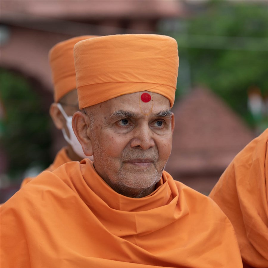 Swamishri after the ceremony