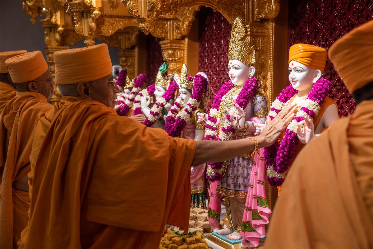 Murti Sthapan Ceremony