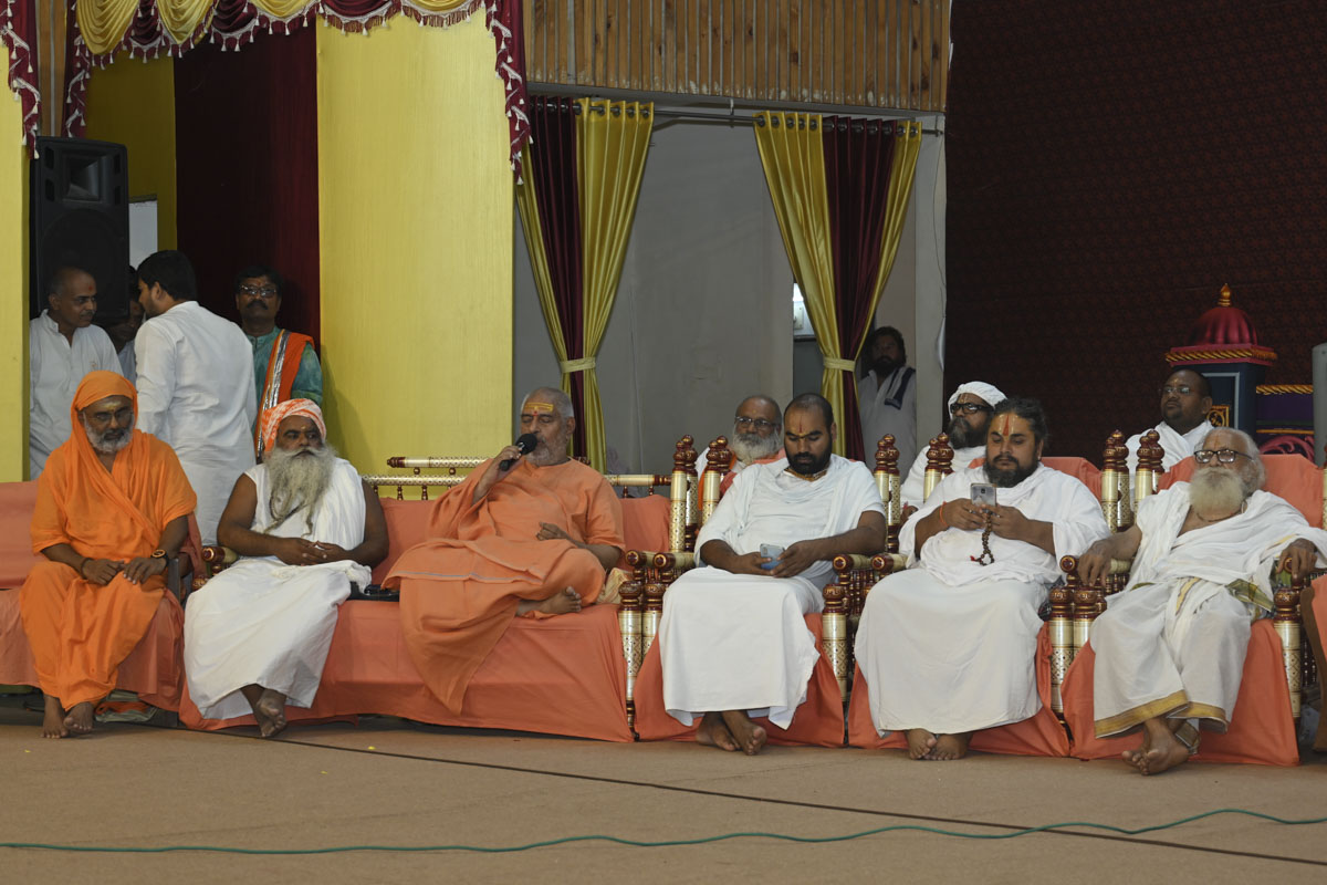 Param Pujya Mahamandaleshwar Swamishri Madhavtirthji Maharaj, Shri Omkar Sadhna Ashram, Anand