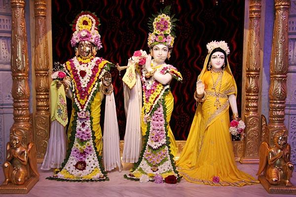 Rath Yatra Celebrations – Festival of Chariots at BAPS Shri Swaminarayan Mandir, London