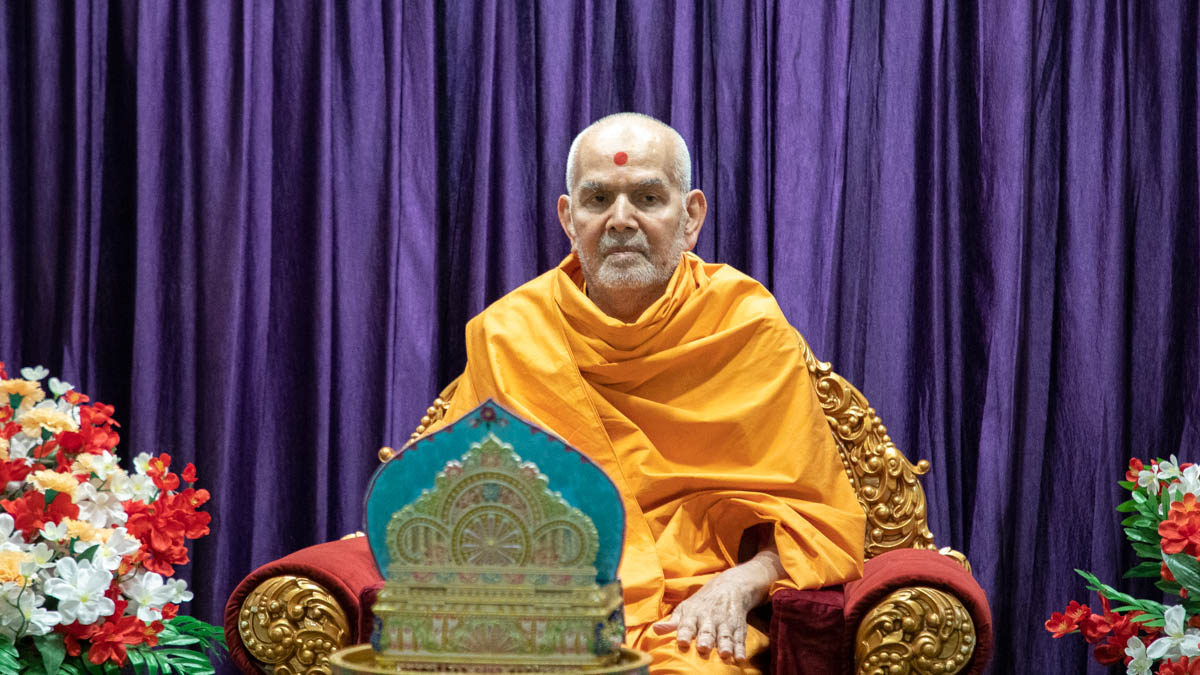 Swamishri after the arti