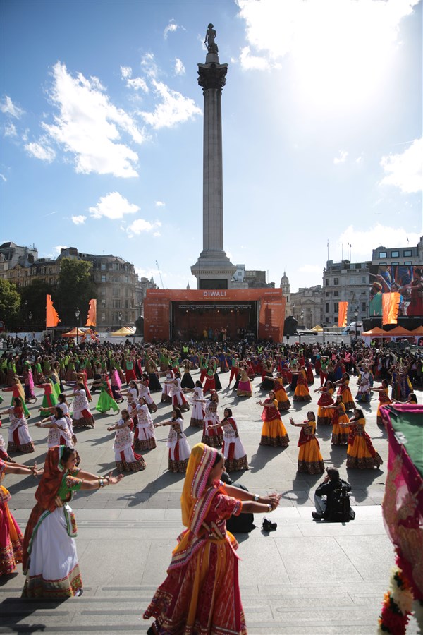 Neasden Temple Leads Vibrant Diwali Celebration at Trafalgar Square