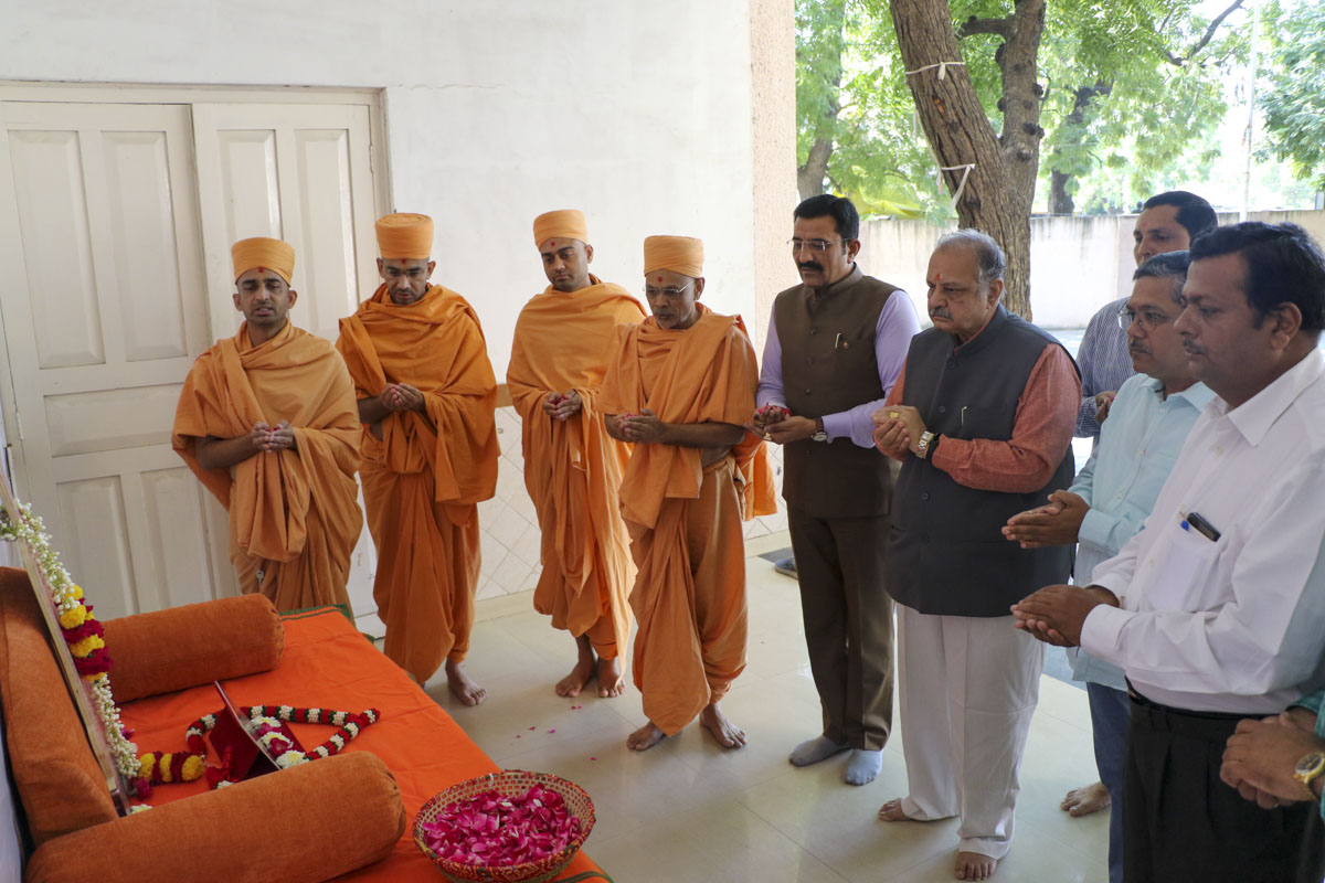 Seminar on ‘Earthquake Relief Work by Pramukh Swami Maharaj’, Bhuj