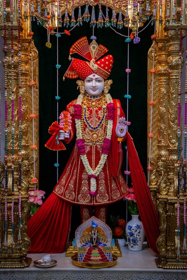 Shri Ghanshyam Maharaj, BAPS Shri Swaminarayan Mandir, Delhi