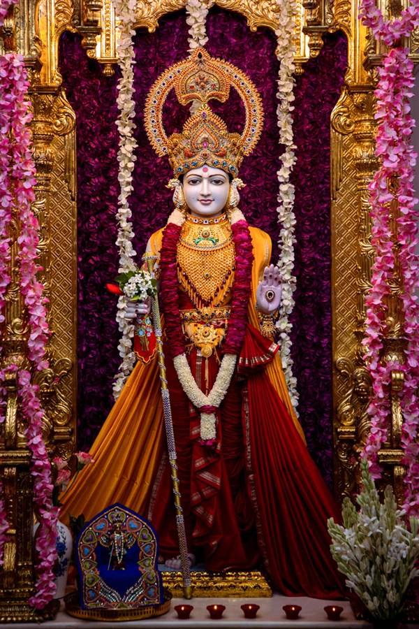 Shri Ghanshyam Maharaj, BAPS Shri Swaminarayan Mandir, Delhi