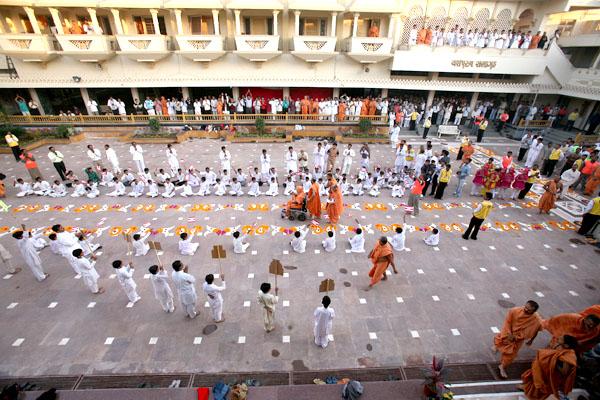 Morning Puja, 28 November 2006