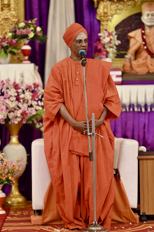 Sri Sri Sri Siddalinga Mahaswamiji, Spiritual Head - Sree Siddaganga Matha