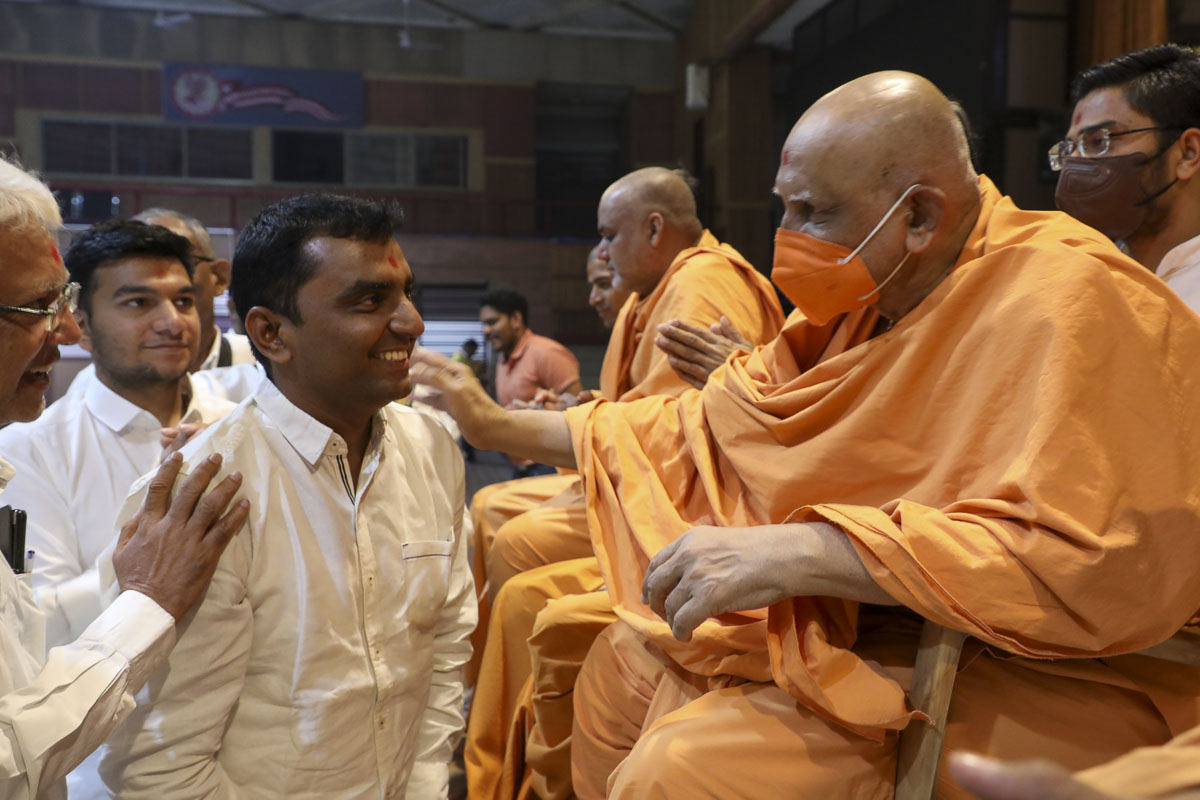 BAPS Shri Swaminarayan Mandir Hosts Community Organizations, Ahmedabad