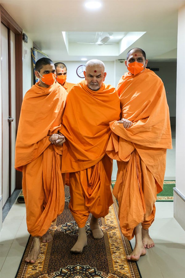 Swamishri after the aseembly