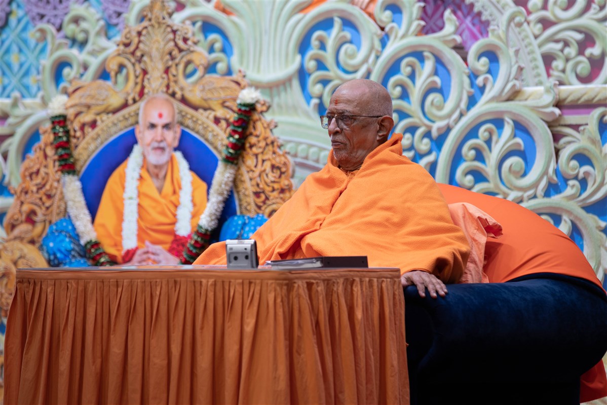 Vicharan in Asia-Pacific Region by Pujya Doctor Swami and Sadhus, Auckland