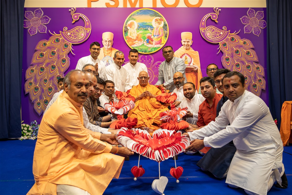 Vicharan in Asia-Pacific Region by Pujya Doctor Swami and Sadhus, Melbourne