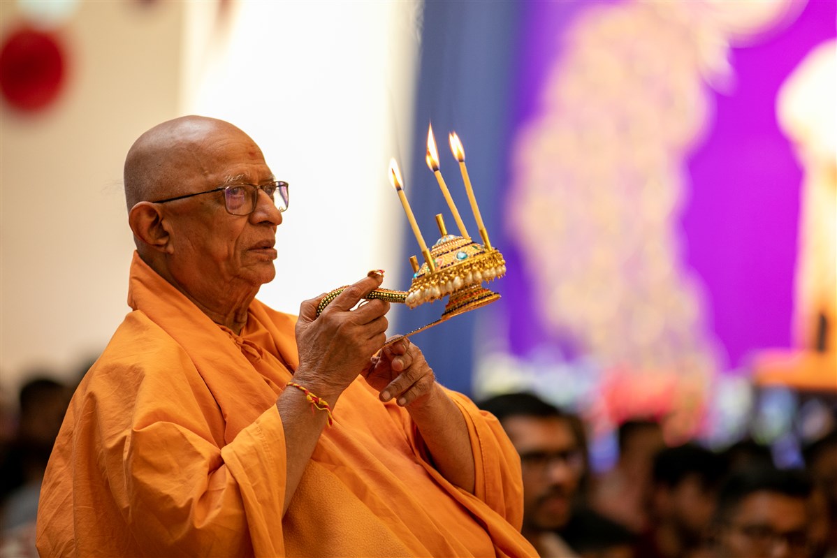 Vicharan in Asia-Pacific Region by Pujya Doctor Swami and Sadhus, Melbourne