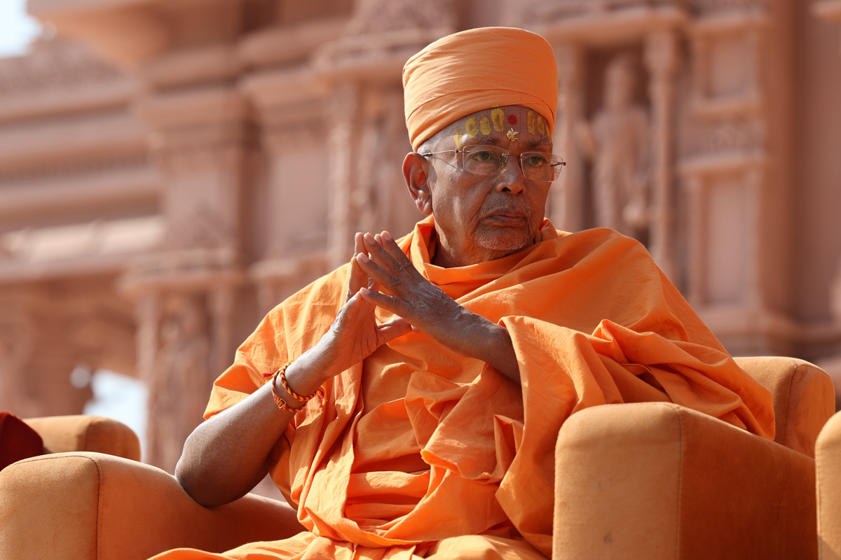 Pujya Tyagvallabh Swami during the assembly