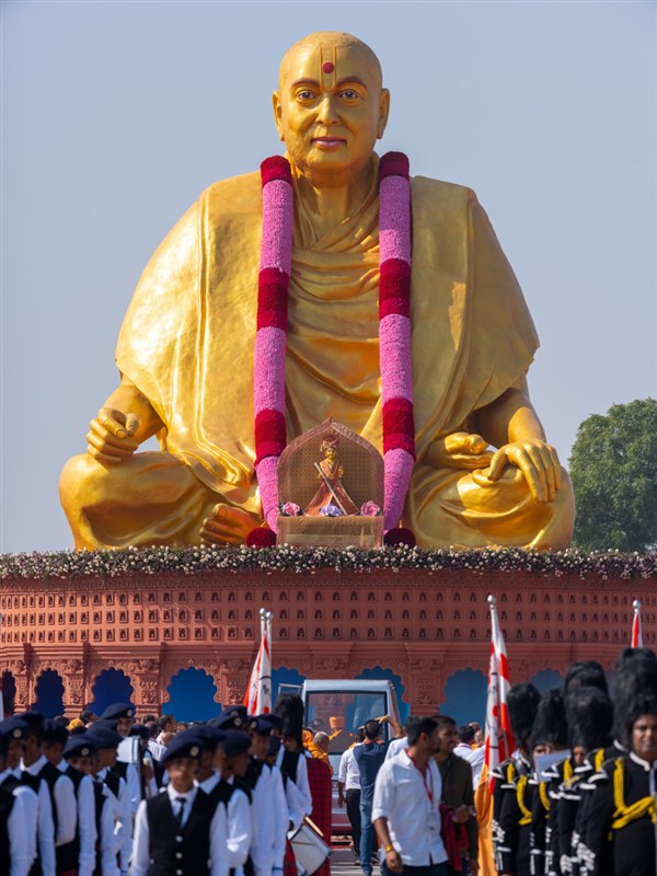 Pramukh Swami Maharaj maha murti in Pramukh Swami Maharaj Nagar