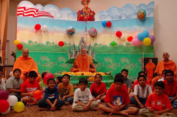 Worldwide Celebraion of Pramukh Swami Maharaj's 86 Birthday,Miamir - 
