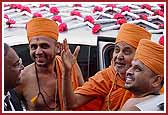 Swamishri arrives in New York ,2004