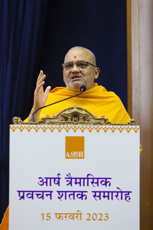 Bhadresh Swami addresses the seminar