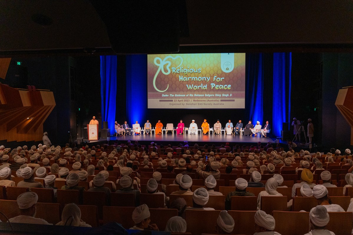 BAPS Participates in the Religious Harmony for World Peace Conference, Melbourne