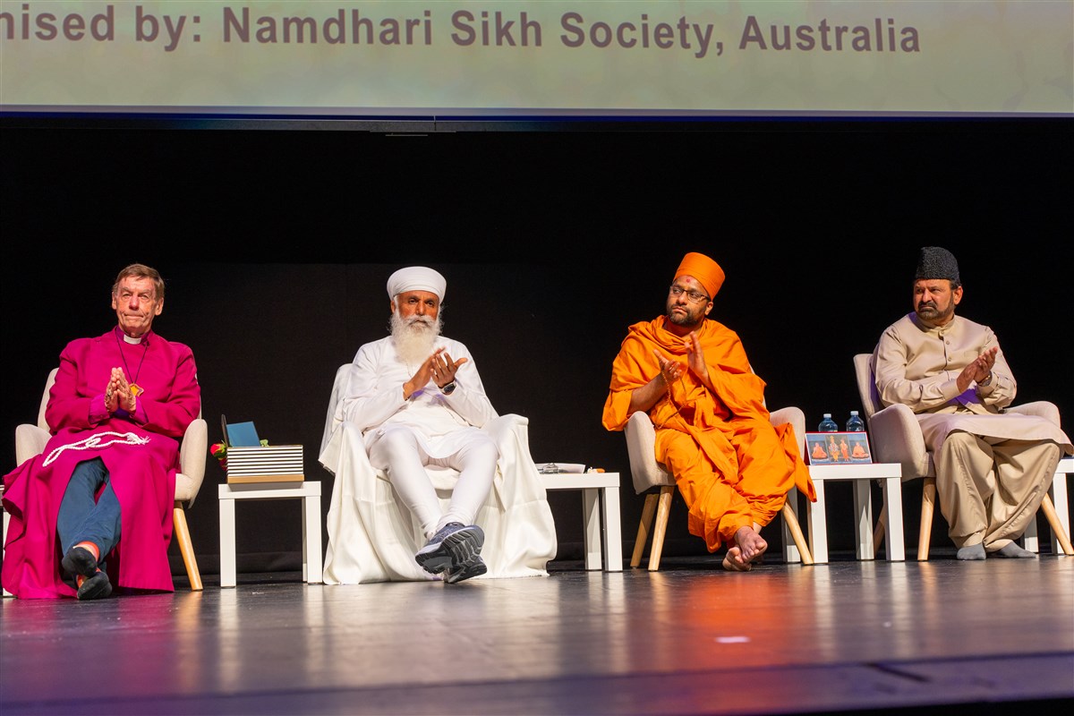 BAPS Participates in the Religious Harmony for World Peace Conference, Melbourne