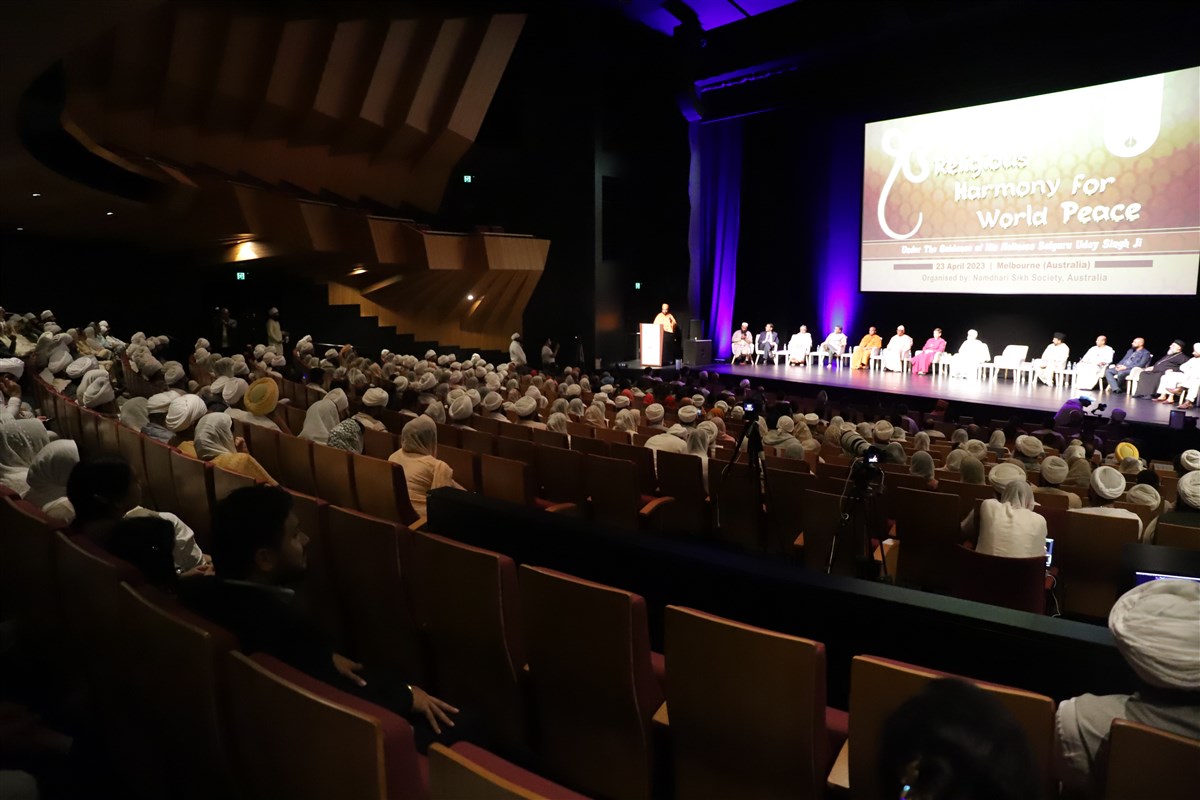 BAPS Participates in the Religious Harmony for World Peace Conference, Melbourne