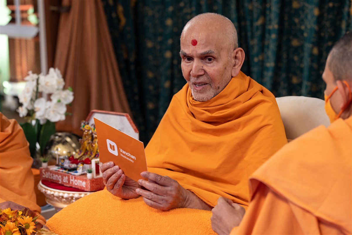 Swamishri reveals the family activity for Wednesday as...