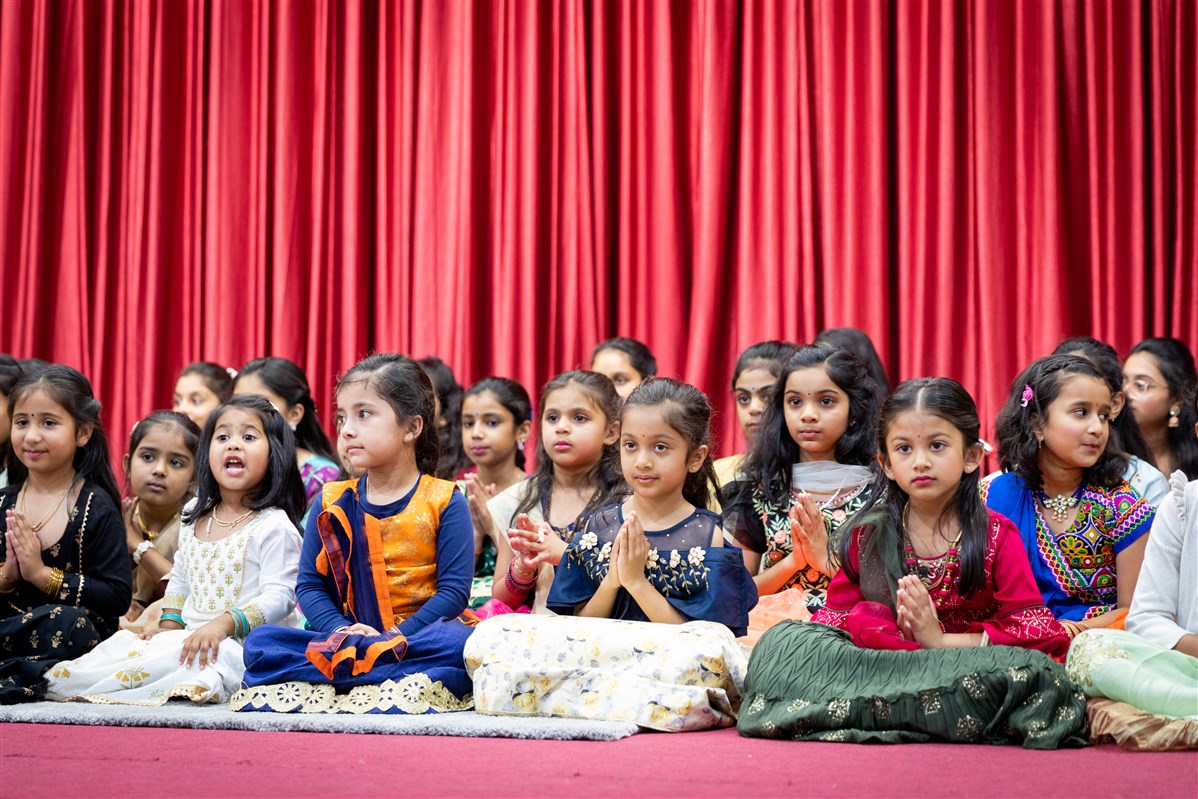 Matru-Devo Bhava, Perth