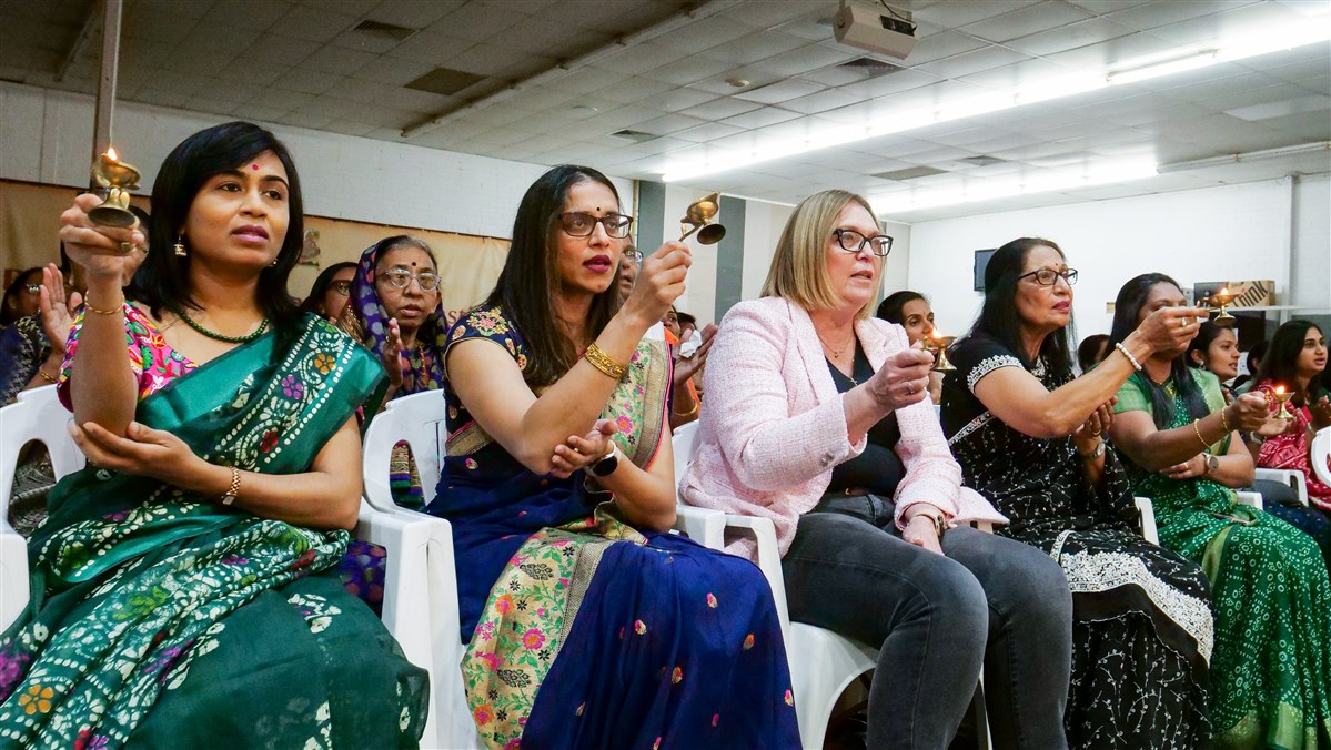 Matru-Devo Bhava, Perth