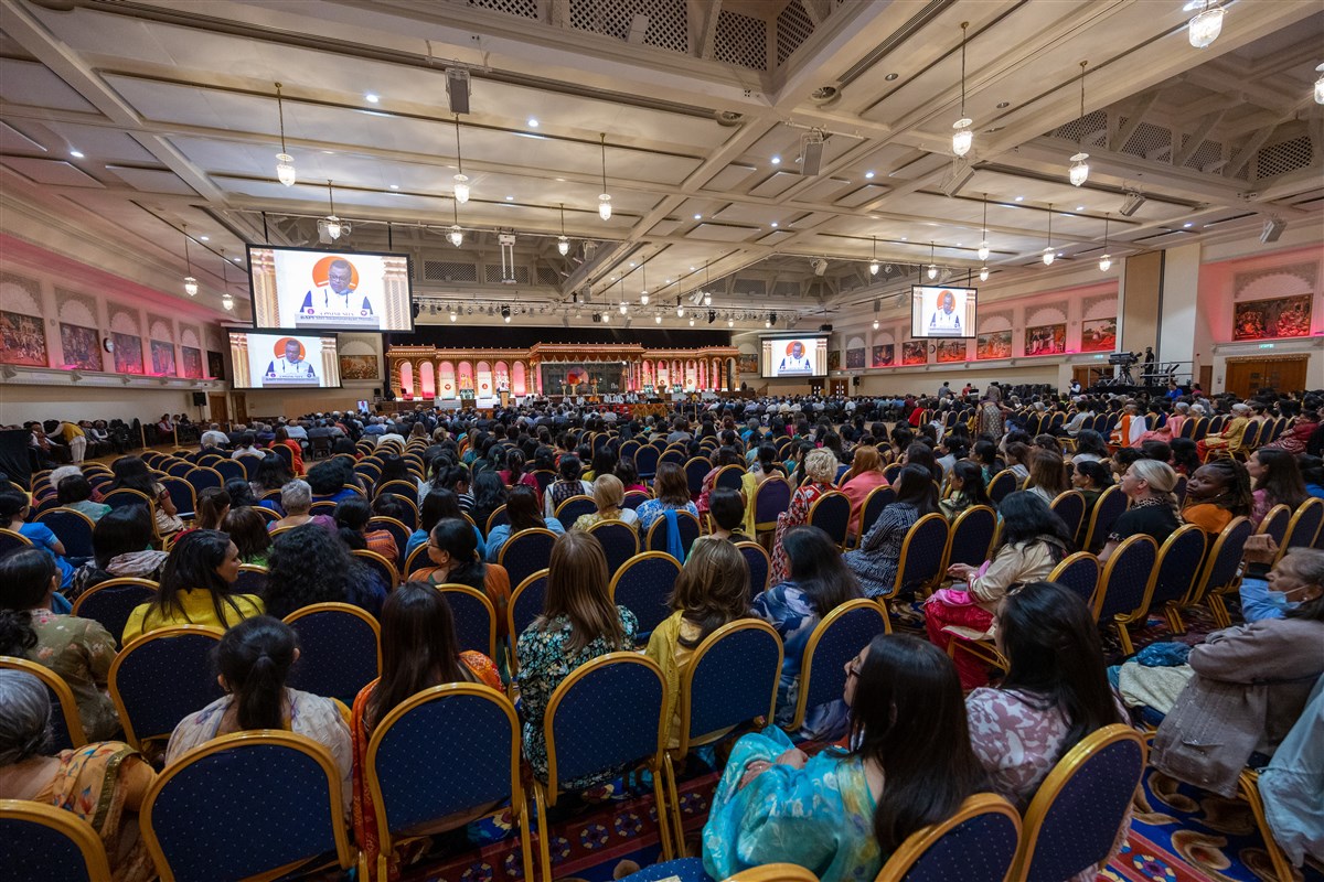 More than 1,400 guests and friends from around the UK had registered to be a part of the community event