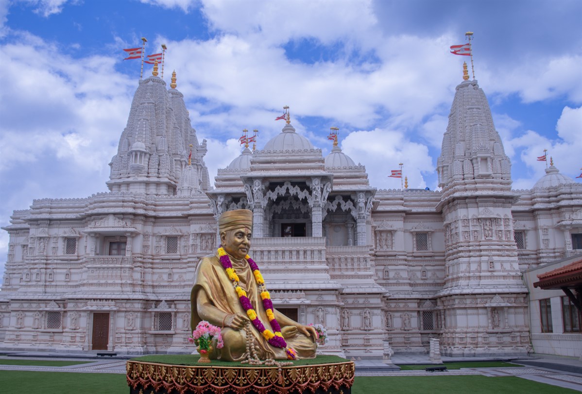 BAPS Shri Swaminarayan Mandir, Toronto, Canada