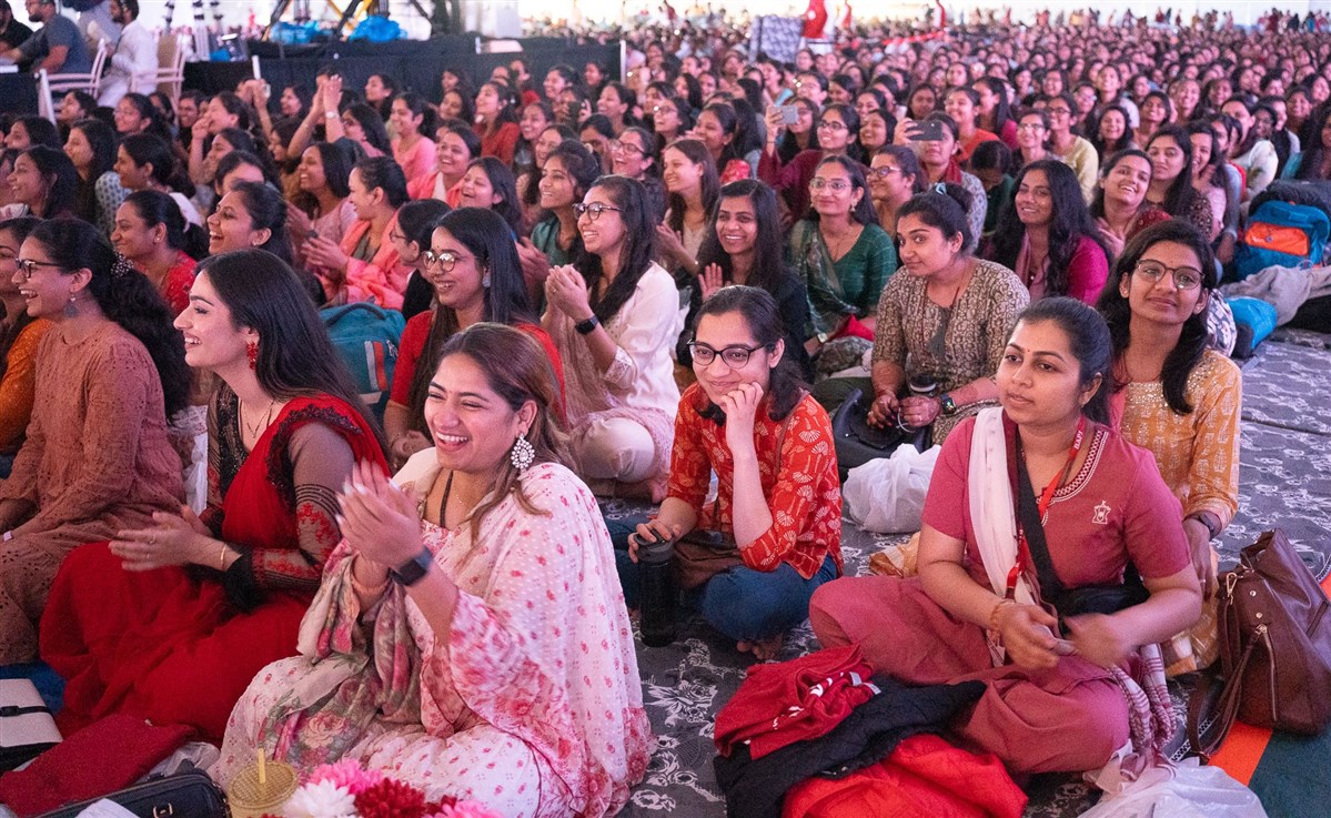 Devotees enjoying the evening program