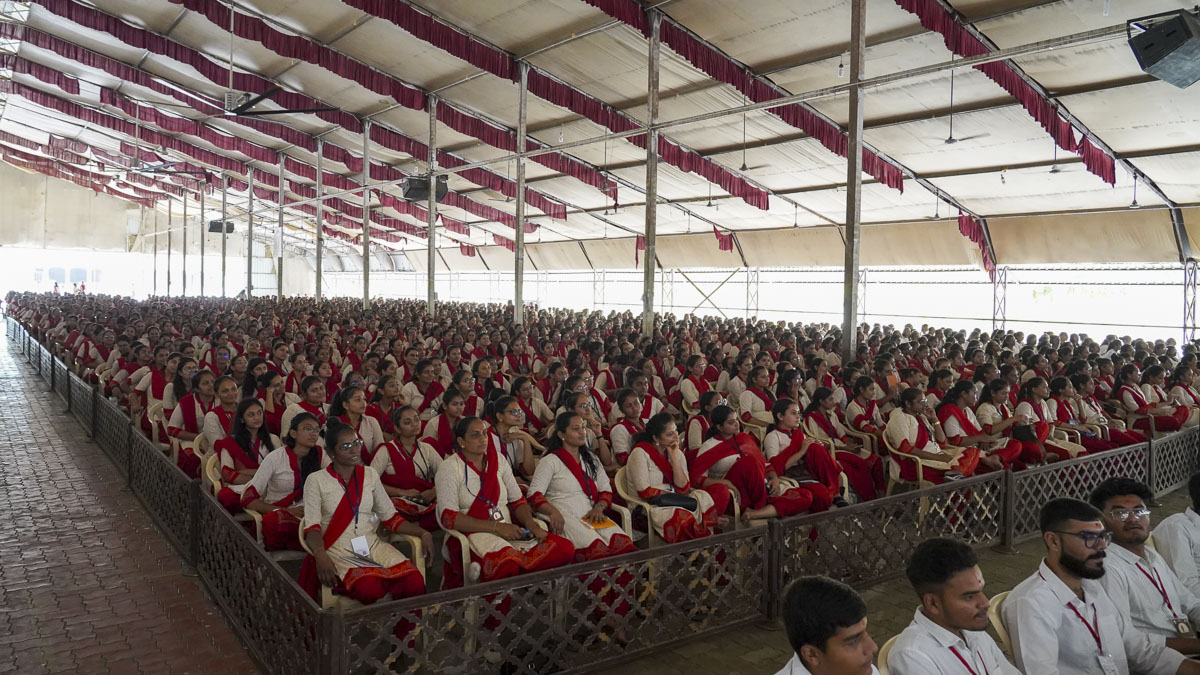 Annual Yuva Shibirs 2023: ‘Gunatit Guru: Our Best Friend’, Surat