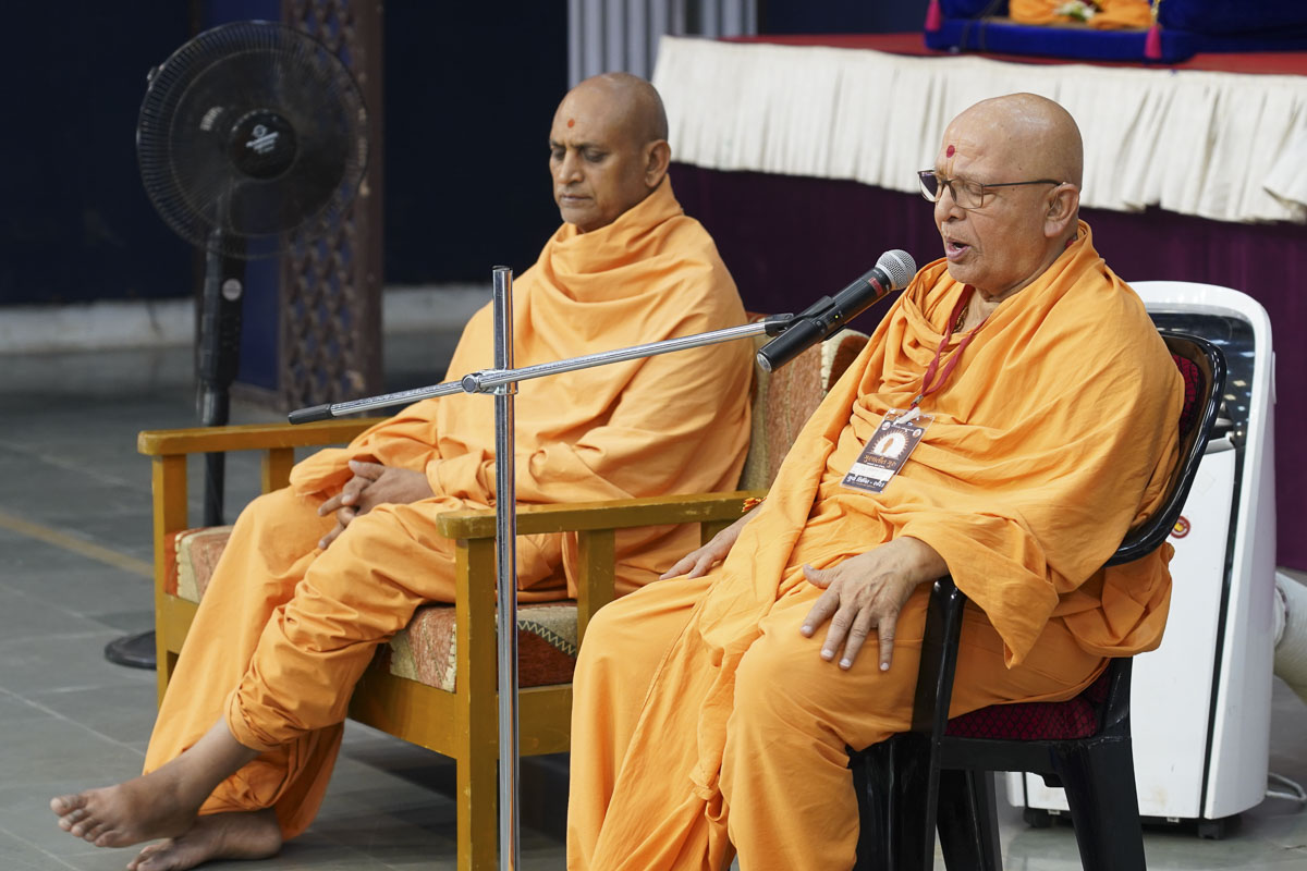 Annual Yuva Shibirs 2023: ‘Gunatit Guru: Our Best Friend’, Surat