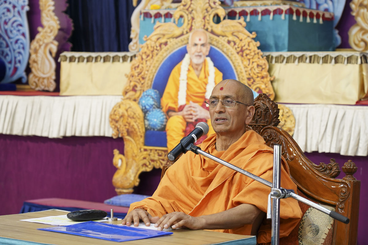 Annual Yuva Shibirs 2023: ‘Gunatit Guru: Our Best Friend’, Surat