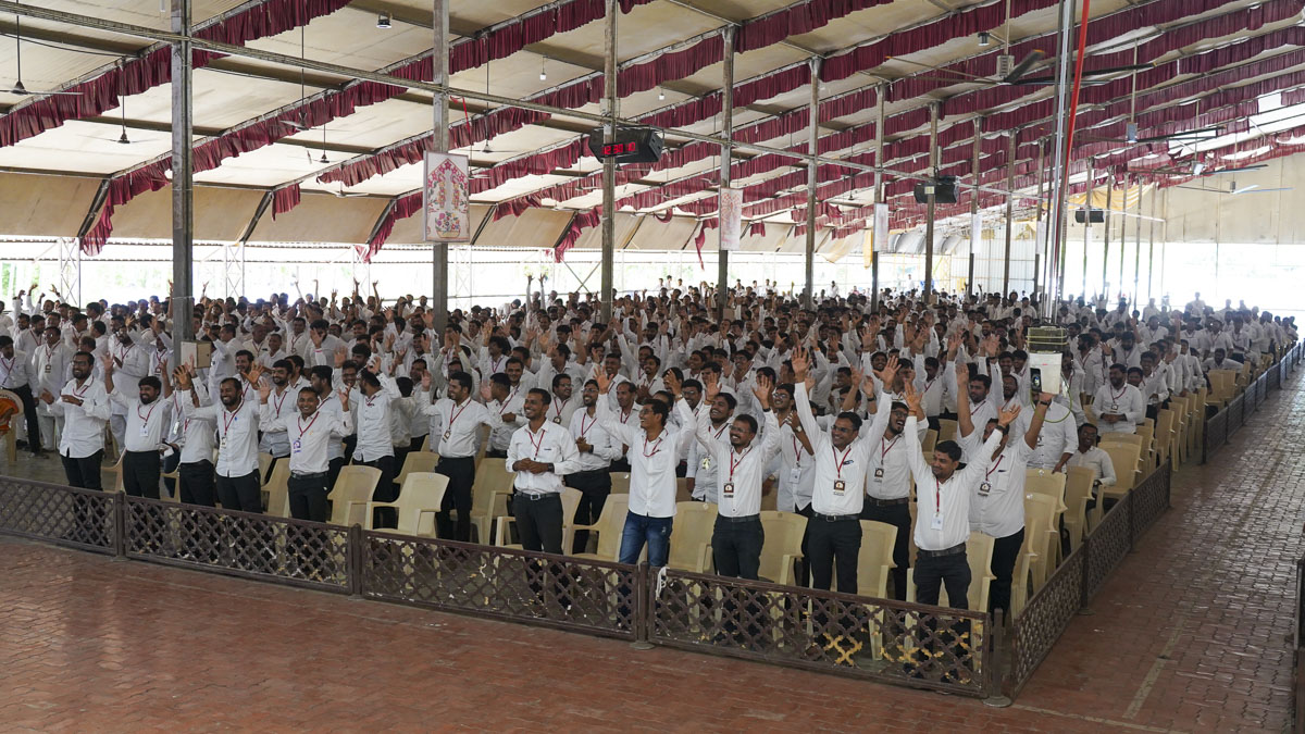 Annual Yuva Shibirs 2023: ‘Gunatit Guru: Our Best Friend’, Surat