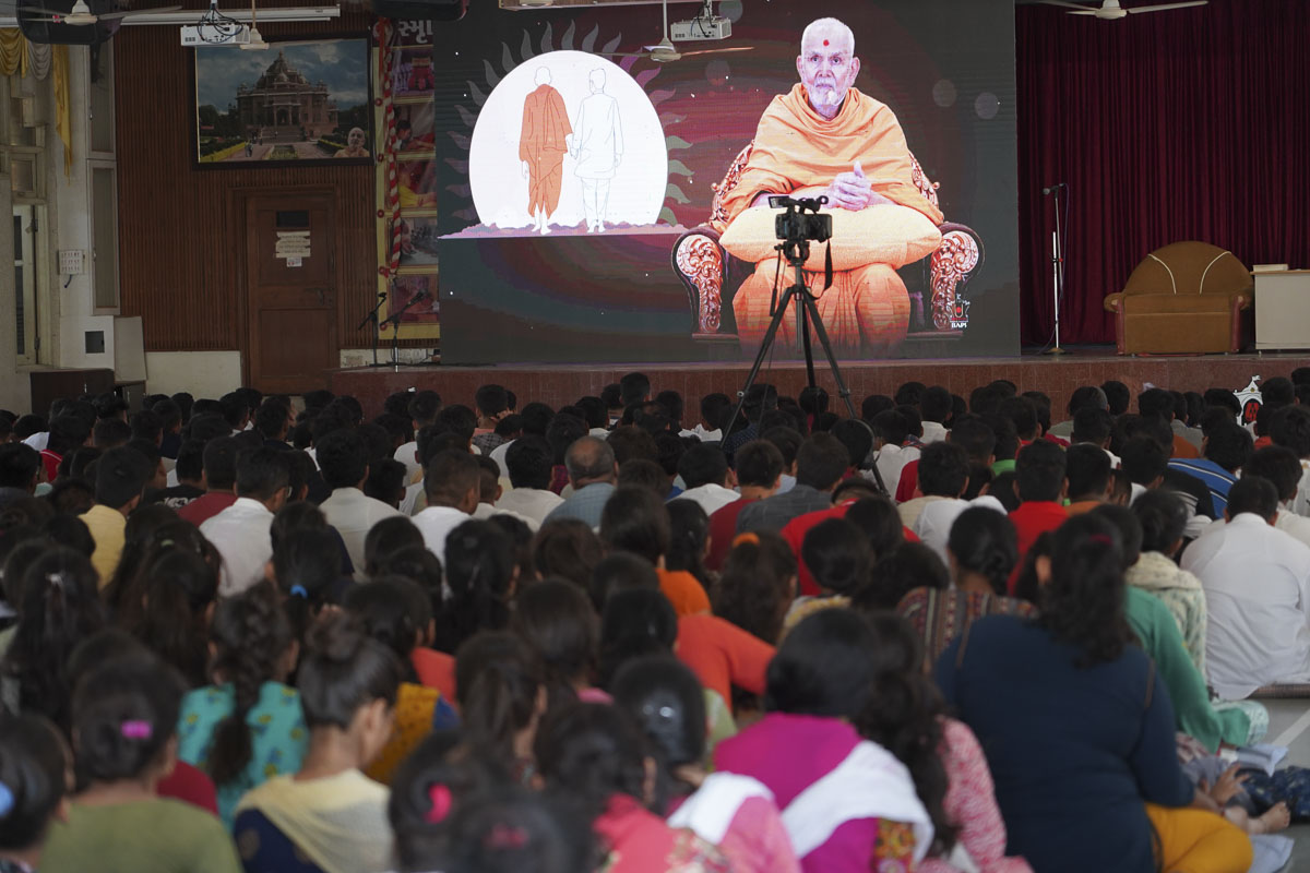 Annual Yuva Shibirs 2023: ‘Gunatit Guru: Our Best Friend’, Nadiad